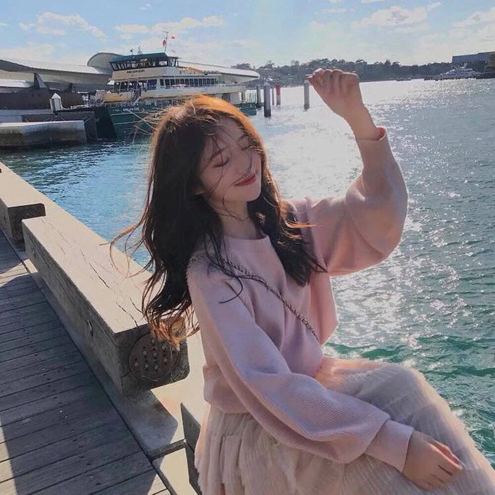 叫费德里柯多么奇怪